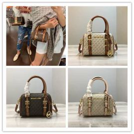 Picture of Michael Kors Lady Handbags _SKUfw116262966fw